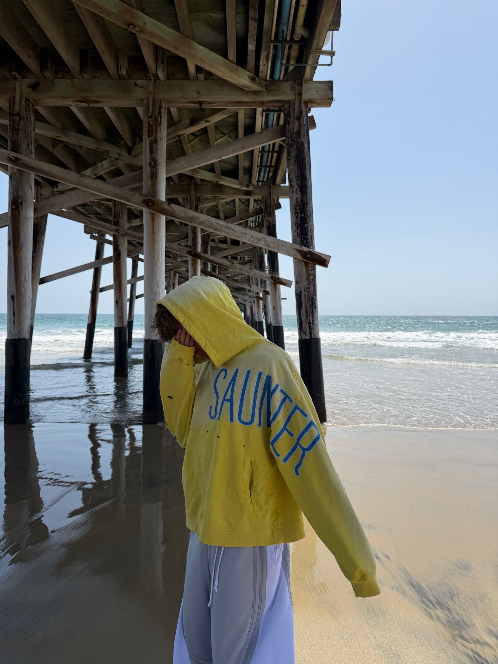 "SAUNTER" hood - canary yellow